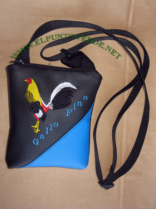 Bolso gallo adornado piel azul Con cinta regulable.